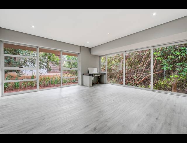 3 BEDROOM TOWNHOUSE FOR SALE IN ZIMBALI ESTATE